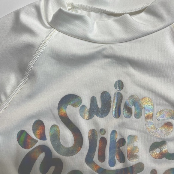Girls Rashguard - Picture 2 of 3
